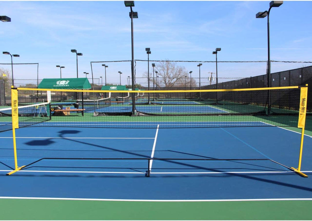 Maxi-Net - 18-Foot Portable Tennis, Beginner Volleyball and Badminton Net System
