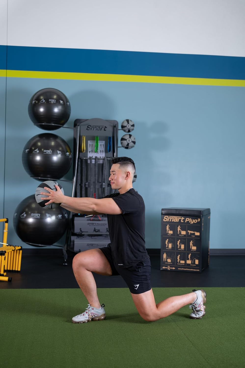 Prism Fitness Smart 15 lb Weighted Medicine Ball - Gray